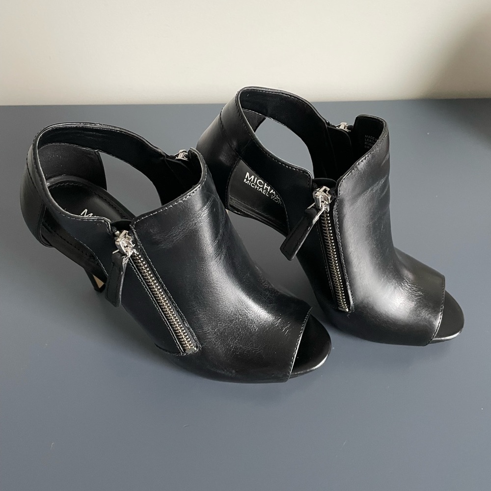 Michael Kors peep toe heel